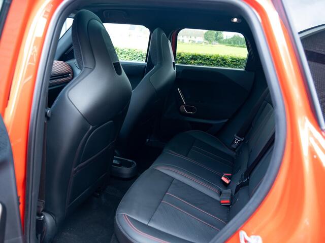 Mini Electric Aceman SE John Cooper Works M 54.2 kWh 218pk | Panodak | Comfort Acces