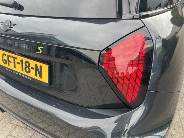 Mini Electric 3-Deurs Cooper SE John Cooper Works M 54.2 kWh pano.dak, stuurverwarming, Leer, etc