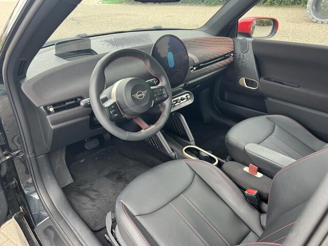 Mini Electric 3-Deurs Cooper SE John Cooper Works M 54.2 kWh pano.dak, stuurverwarming, Leer, etc