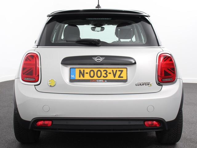 Mini Electric Business Edition 33 kWh SOH 96% Navigatie Climate Control Lichtmetalen Velgen Dab Parkeer sensoren
