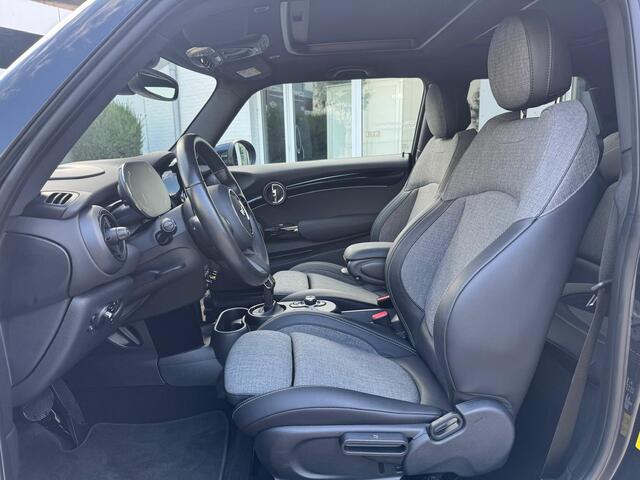 Mini Electric Cooper SE |17"LMV | Panorama | Harm/Kardon | Head-up | Leder | Camera | Comfort