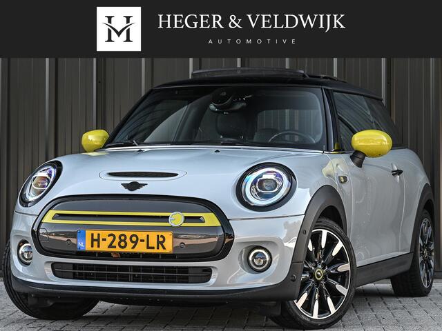 Mini Electric Yours 33 kWh | NL-Auto | Dealeronderhouden | Panoramadak | Harman/Kardon | HUD | Camera | Stoelverwarming | Keyless Entry |