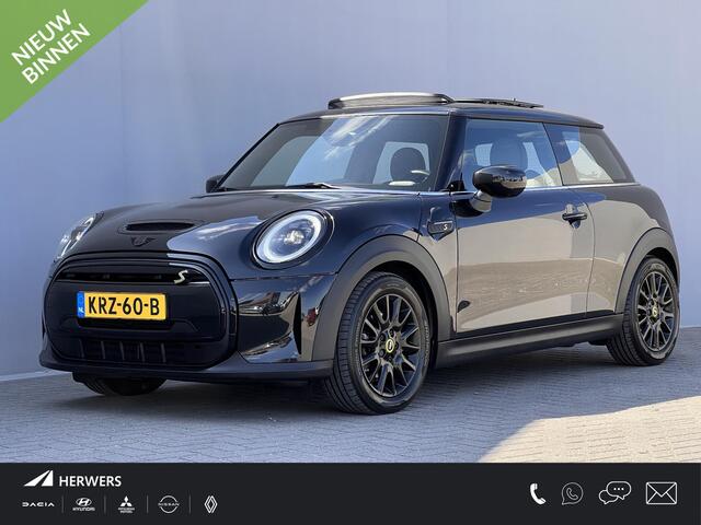 Mini Electric Resolute Edition 33 kWh / Dealer onderhouden / Accu SoH 94 % / Panorama schuifdak / Navigatie / CCS snel laden / Camera / Apple Carplay Android / Stoelverwarming / Climate Control /