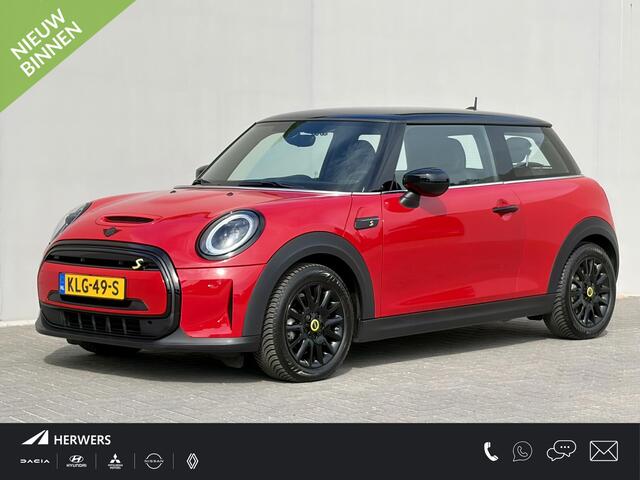 Mini Electric Classic 33 kWh / SOH 95% / All Season banden / Apple Carplay/Android Auto / Navigatie / Stoelverwarming / Keyless entry/start /