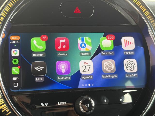Mini Electric Classic 33 kWh / SOH 95% / All Season banden / Apple Carplay/Android Auto / Navigatie / Stoelverwarming / Keyless entry/start /