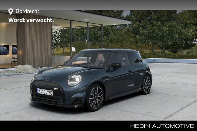 Mini Electric 3-Deurs Cooper SE John Cooper Works L 54.2 kWh Panoramadak | 360-Camera | Harman Kardon | Head-Up Display | Stoel/stuurverwarming