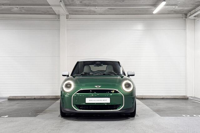 Mini Electric 3-Deurs Cooper SE Favoured | Pakket XL | Harman/Kardon | Stuurwielverwarming | Head-Up Display |