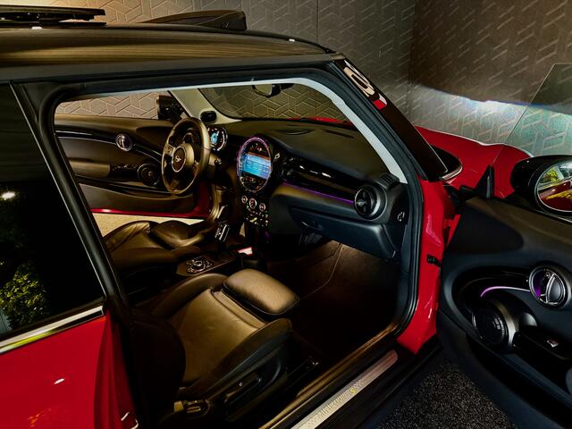Mini Electric Camden Plus Edition 33 kWh panoramadak|comfort pakket|