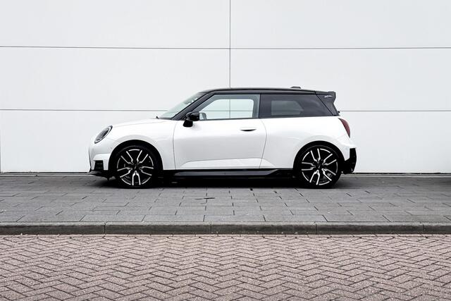 Mini Electric 3-Deurs Cooper SE John Cooper Works XL 54.2 kWh