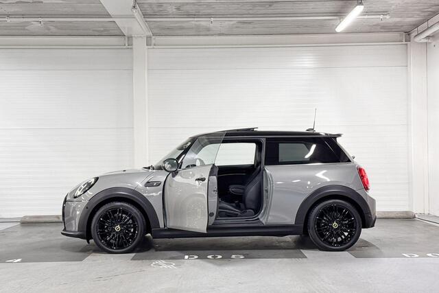 Mini Electric MINI Yours | Achteruitrijcamera | Panoramadak | Comfort Access |