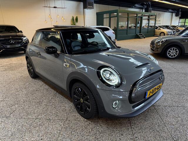 Mini Electric Yours 33 kWh | Pano | HUD | Harman & Kardon | Black Optic | Viritual Cockpit |