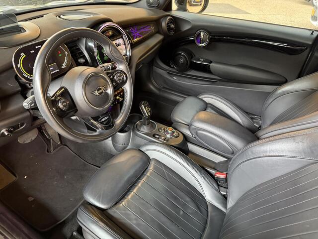 Mini Electric Yours 33 kWh | Pano | HUD | Harman & Kardon | Black Optic | Viritual Cockpit |