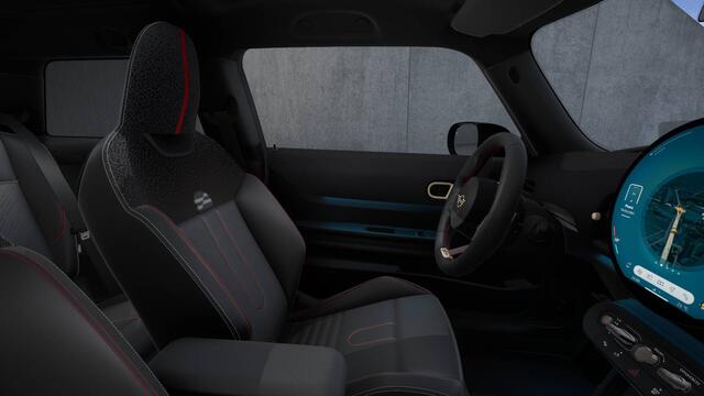 Mini John Cooper Works Hatchback C JCW Automaat / Panoramadak / JCW Sportstoelen / LED / Comfort Access / Head-Up / Parking Assistant / Stoelverwarming