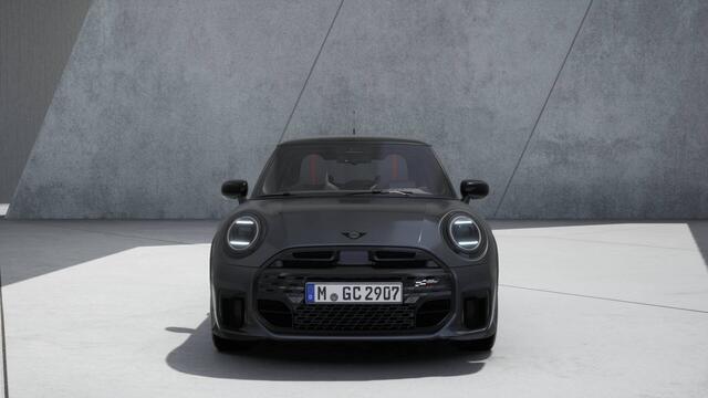 Mini John Cooper Works Hatchback S JCW Automaat / Panoramadak / JCW Sportstoelen / LED / Comfort Access / Head-Up / Parking Assistant / Stoelverwarming