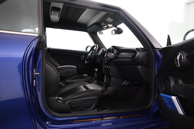 Mini John Cooper Works Mini Cabrio 1.5 Chili JCW John Cooper works pakket, Leer, Vlimate, etc. etc.