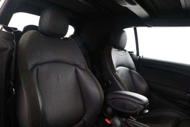 Mini John Cooper Works Mini Cabrio 1.5 Chili JCW John Cooper works pakket, Leer, Vlimate, etc. etc.