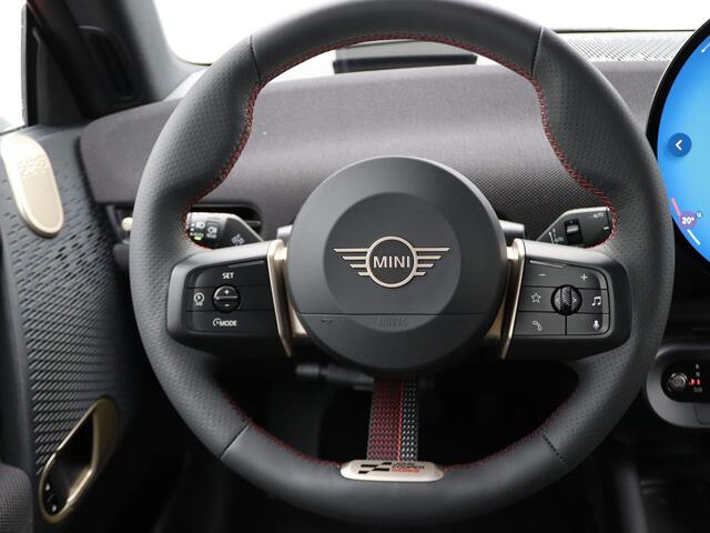 Mini John Cooper Works E Cooper Pakket XL + Glazen panoramadak + Driving Assistant Plus + Harman Kardon + Parking Assistant Plus + Massage + Camera + 18''