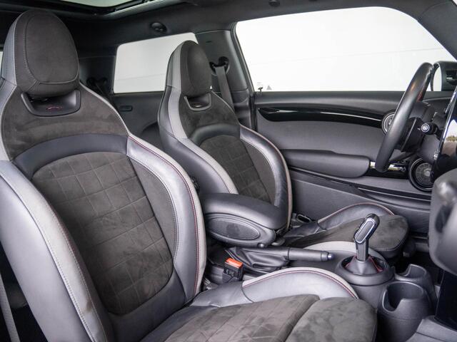Mini John Cooper Works 3-deurs Aut. Chili + Panoramadak
