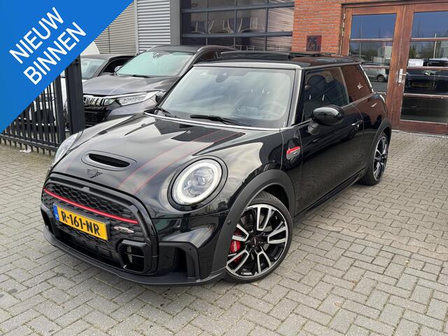 Mini John Cooper Works Mini 2.0 Essential | NAP | VOL | Eerste Eigenaar |