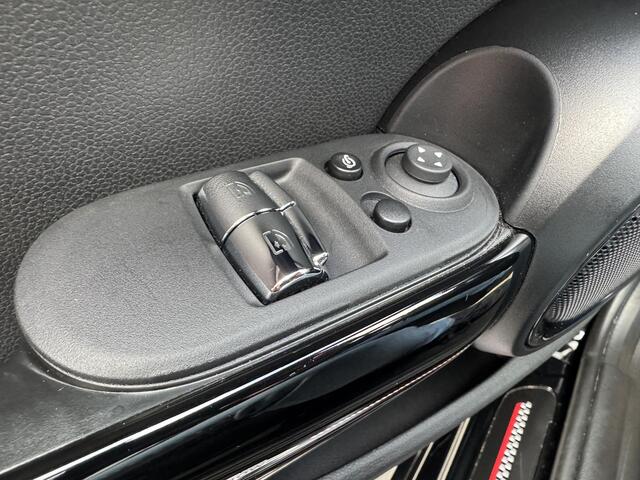 Mini John Cooper Works Mini 2.0 Essential | NAP | VOL | Eerste Eigenaar |