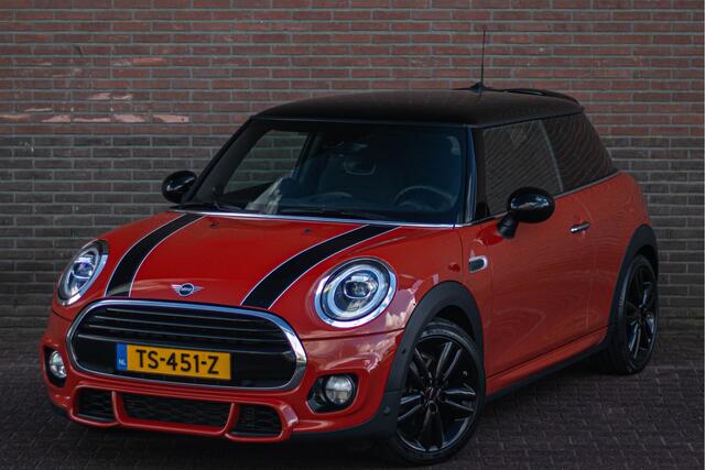 Mini John Cooper Works 1.5 Cooper Carplay, Stoelverwarming, Harman Kardon, Keyless, Park Assist, Full LED.