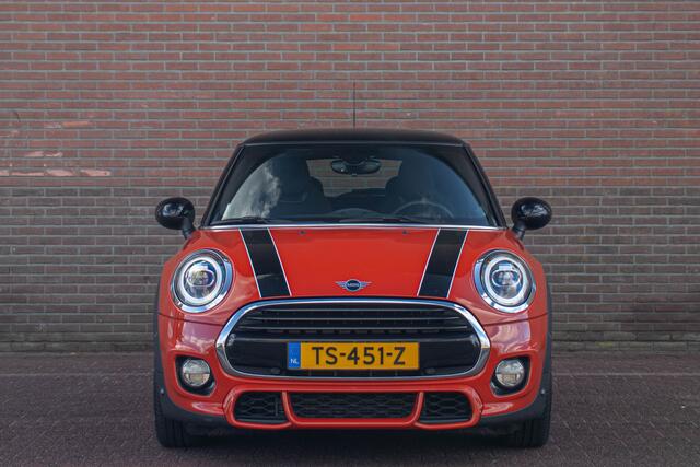 Mini John Cooper Works 1.5 Cooper Carplay, Stoelverwarming, Harman Kardon, Keyless, Park Assist, Full LED.