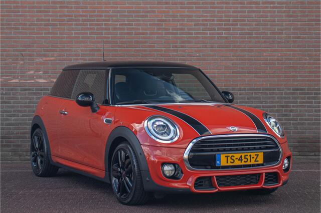 Mini John Cooper Works 1.5 Cooper Carplay, Stoelverwarming, Harman Kardon, Keyless, Park Assist, Full LED.