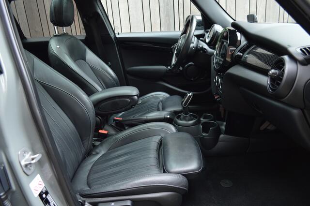 Mini John Cooper Works S 2.0 192 pk JCW Aut. Panorama Leder Head-Up CarPlay Keyless Pdc