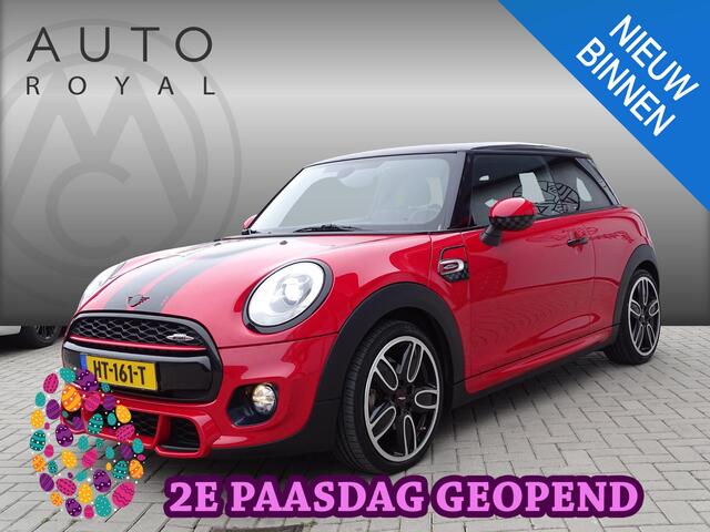 Mini John Cooper Works Mini JCW 1.5 Amsterdam editie, Sport Interieur, Multimedia, Navigatie, Head-up display, 6-bak, Airco/ECC, CruiseControl, LM-velgen, Parkeersensoren