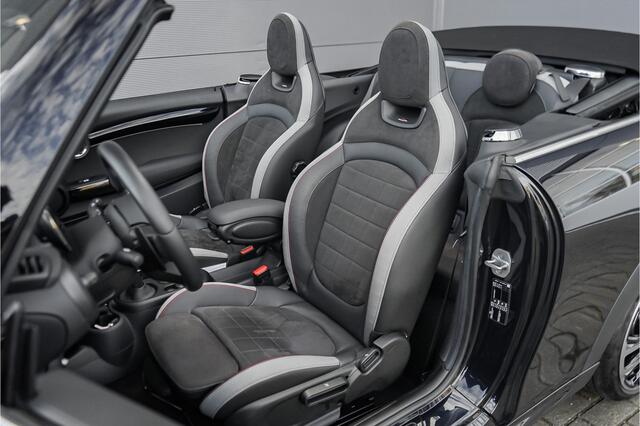 Mini John Cooper Works Mini Cabrio 2.0 CarPlay ACC Adaptief Onderstel