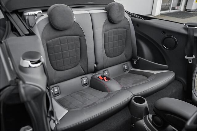 Mini John Cooper Works Mini Cabrio 2.0 CarPlay ACC Adaptief Onderstel