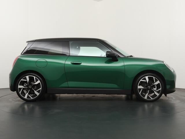 Mini John Cooper Works E Cooper M 40.7 kWh | Stuur- Stoelverwarming | Achteruitrijcamera |
