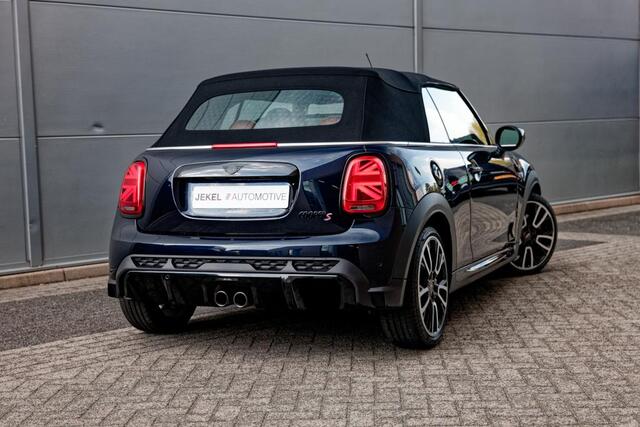 Mini John Cooper Works Mini Cabrio 2.0 S JCW Pack 18" LM velgen, digitaal dash, Leren bekleding, enz