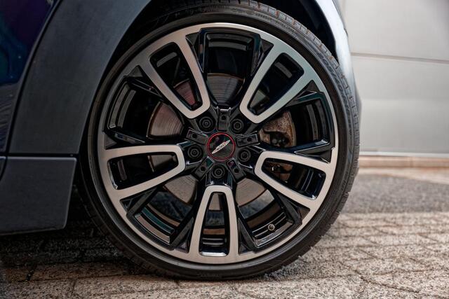 Mini John Cooper Works Mini Cabrio 2.0 S JCW Pack 18" LM velgen, digitaal dash, Leren bekleding, enz