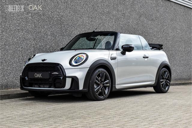 Mini John Cooper Works Cabrio 1.5 Aut. | JCW-Trim | Navigatie | ACC | Camera | LED | 17"LM | White Silver