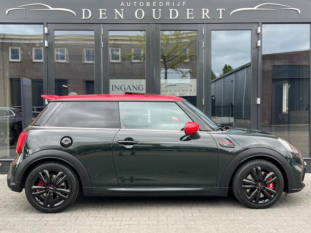 Mini John Cooper Works Mini 2.0 AUT PANO / CARPLAY / LEDER CHESTER MALT 2021