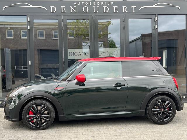 Mini John Cooper Works Mini 2.0 AUT PANO / CARPLAY / LEDER CHESTER MALT 2021