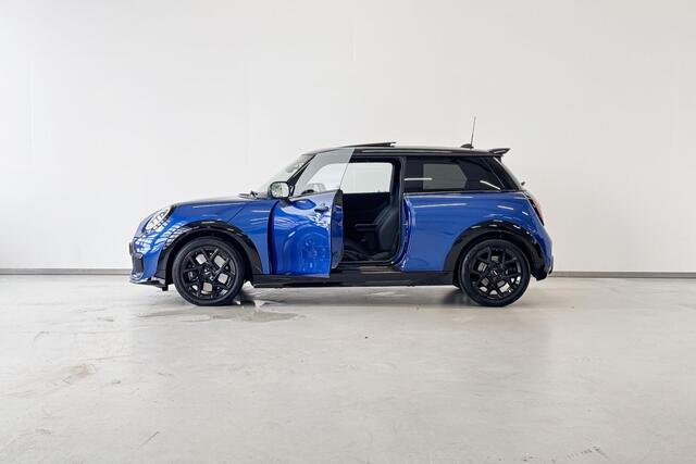 Mini John Cooper Works 3-deurs S Cooper Uitvoering Pakket M Aut.