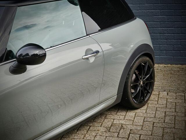 Mini John Cooper Works Mini 2.0 Chili / ADAPT. CRUISE / PANO / HUD / LEDER / STOELVERW.