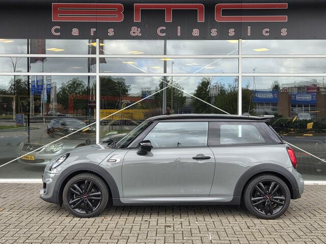 Mini John Cooper Works Mini 1.5 JCW Dalston Navi PDC