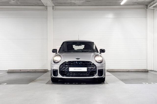 Mini John Cooper Works 3-deurs C Cooper | John Cooper Works uitvoering | 17" JCW Sprint Spoke Black