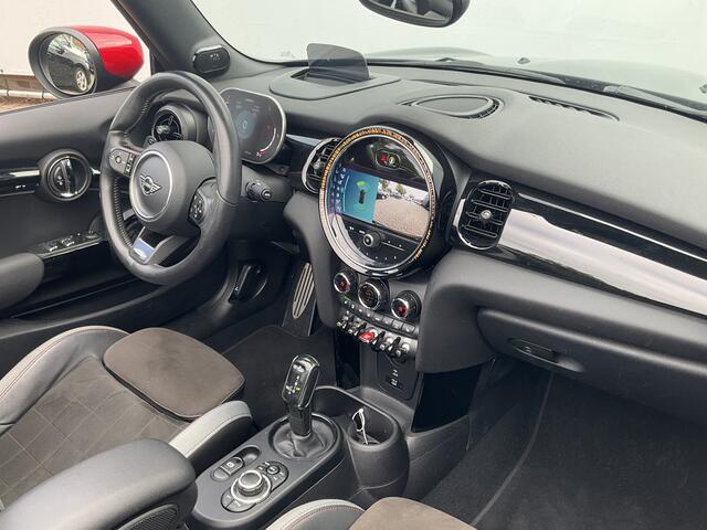 Mini John Cooper Works Mini Cabrio 2.0 Incl.BTW Cabrio H/K Hud Adap.Cruise Stoelverw British-Racing Green!