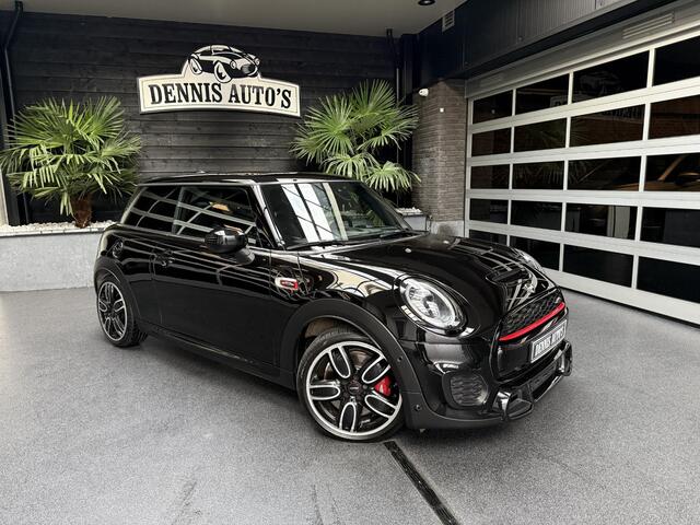Mini John Cooper Works Mini 2.0 Chili 230PK Panoramadak!!!