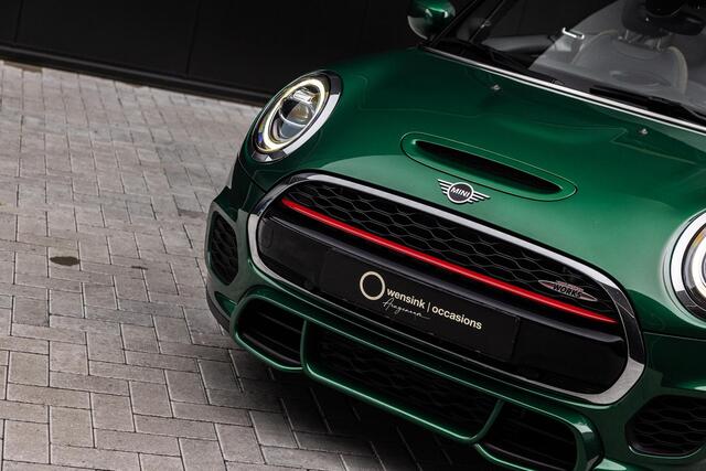 Mini John Cooper Works Mini Cabrio 2.0 Chili | 231pk | Harman/Kardon | Adaptieve Cruise Control | Sfeerverlichting | Sportstoelen | Union Jack Achterlichten | HUD | Groot Navigatie |