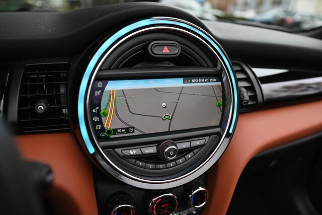 Mini John Cooper Works Cabrio S JCW Automaat / Achteruitrijcamera / Comfort Access / LED / Harman-Kardon / Park Assistant / Stoelverwarming