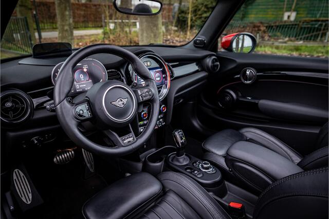 Mini John Cooper Works Mini Cabrio 2.0 Harman Kardon HUD 18" Leder
