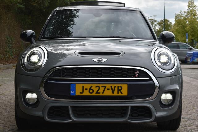 Mini John Cooper Works 2.0 S JCW CHILI | OPEN DAK | STOELVERW | DAB | JCW SPORTUITLAAT | FULL LED | LM-VELGEN