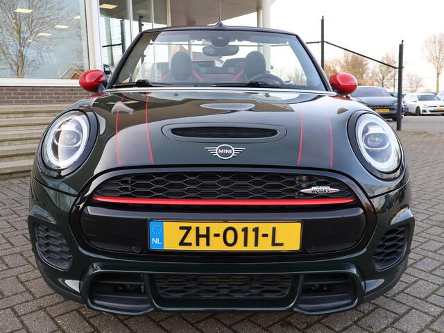 Mini John Cooper Works Mini Cabrio 2.0 JCW 231 PK REBEL GREEN | JCW STOELEN | ADAPTIVE CRUISE | ORIG. NL