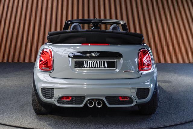 Mini John Cooper Works Mini Cabrio 2.0 232pk HUD Navi Leer Camera Harman K. PDC Carplay Keyless Go & Entry LM velgen Zwarte binnenhemel Stoelverwarming Sportstoelen LED BTW auto!