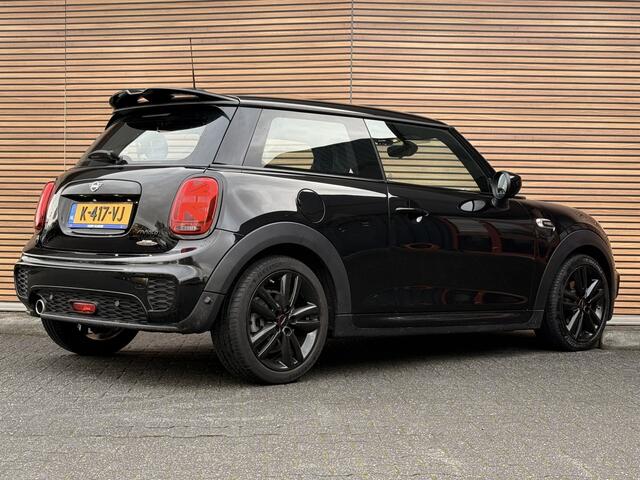 Mini John Cooper Works Mini 1.5 Cooper Dalston Navi / Clima / Carplay / Spoiler / Cruise